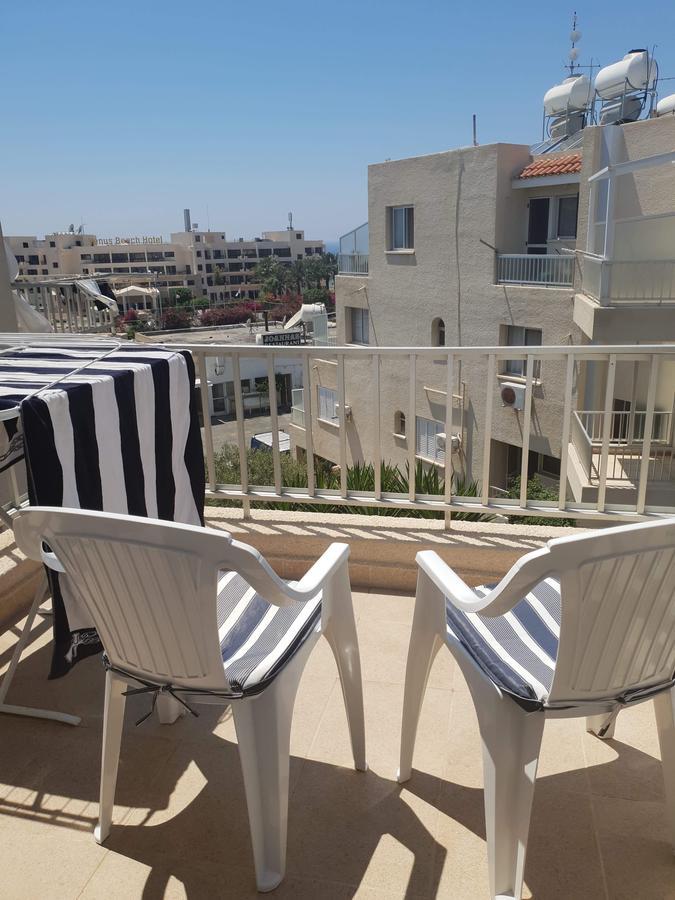 Modern Apartment In Pafos Near The Sea ภายนอก รูปภาพ